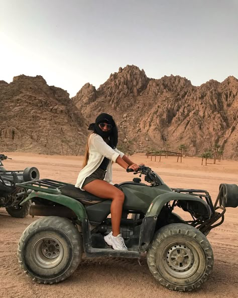 Sharm El Sheikh safari experience Luxor Photo Ideas, Sharm El Sheikh Outfit, Outfit Sharm El Sheik, Egypt Pics Ideas, Egypt Ideas Photo, Egypt Moodboard, Sharm El Sheikh Aesthetic, Egypt Trip Aesthetic, Egypt Safari