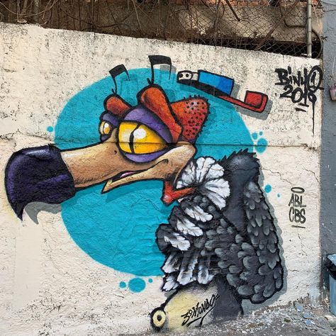 Graff Character, Bird Graffiti, Bird Street Art, Amazing Street Art, Graffiti Characters, Spray Paint Art, Graffiti Drawing, Airbrush Art, Subway Art