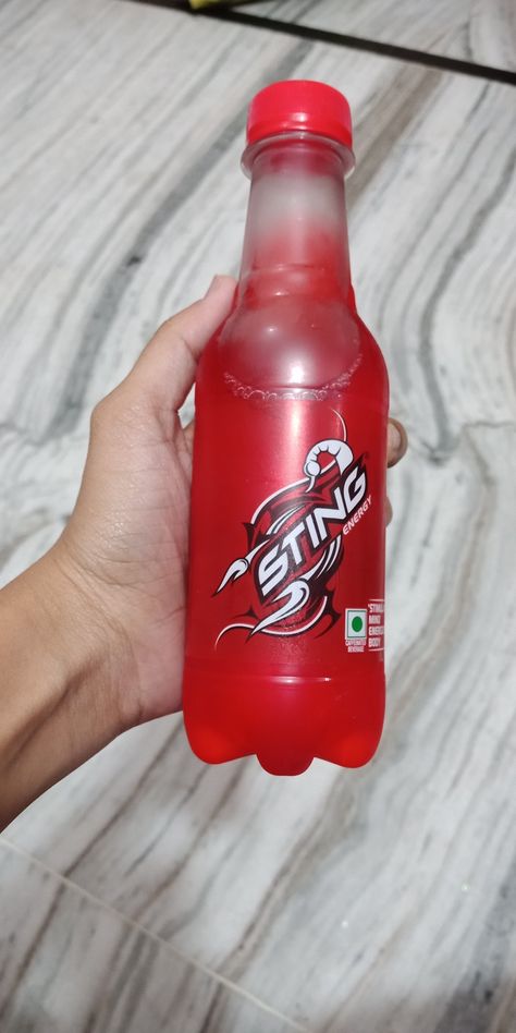 Sting Drink Snapchat, Soft Drinks Aesthetic, Sting Aesthetic, Sting Snap, Sting Drink, Anime Mouths, Shirt Painting, Ms Dhoni Wallpapers, Blur Image