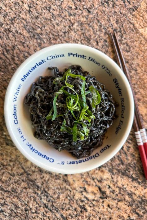 Black Sesame Noodles, Black Rice Noodles, Sesame Ramen, Fresh Ramen Noodles, Longevity Noodles, Sesame Noodles Recipe, Black Noodles, Korean Glass Noodles, Black Sesame Paste