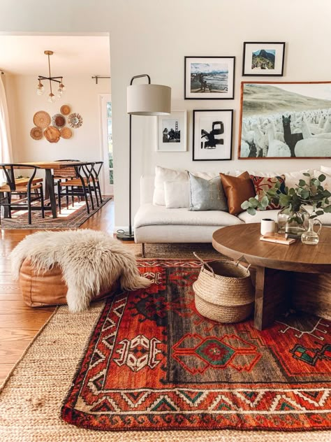 Design Homes, Boho Bedroom Decor, Stylish Living Room, Trendy Home, Boho Living Room, Carpet Design, Boho Bedroom, Cozy Living Rooms, Living Room Carpet