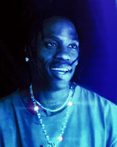 Travis Scott Grills, Travis Scott Blue, Edgy Icons, Blue Person, Wish U Were Here, Cactus Pictures, Travis Scott Wallpapers, Youtube Thumbnails, Room Blue