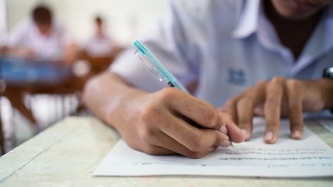 School students  taking exam answer in c... | Premium Photo #Freepik #photo #business #school #education #paper Happy Birthday Song Download, Exam Pictures, Exam Photos, Test Exam, Exam Answer, Semester 2, Happy Birthday Song, Birthday Songs, Lectures Notes