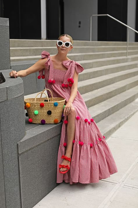 Blair Eadie wears a red gingham dress with pom poms by SUNDRESS // Bag by Nannacay // Sunglasses by Celine // Click through for more pom pom outfit picks and summer dress style on Atlantic-Pacific Minimal Stil, Red Gingham Dress, Best Maxi Dresses, Miami Outfits, Mode Boho, Summer Jeans, Summer Fashion Dresses, Outfit Trends, Budget Fashion