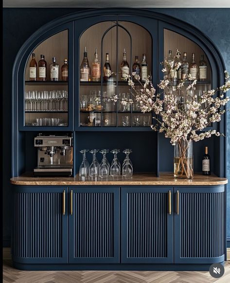 Bar Room Ideas In House, Arched Shelving, Home Bar Designs Luxury, Arched Bar, Bar Lounge Room, Wet Bar Designs, Music Room Design, Open Plan Living And Dining, Modern Home Bar