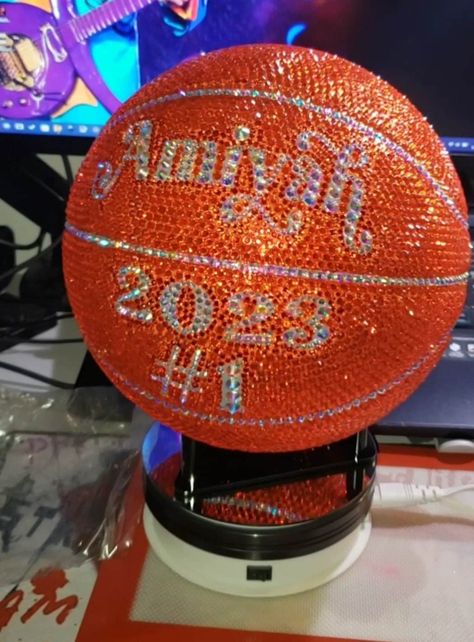 Bedazzle Basketball, Rhinestone Basketball Diy, Bedazzled Basketball, Bling Basketball, Bedazzled Items, Rhinestone Basketball, Bedazzled Stuff, Basketball Senior Night, Diy Rhinestone Crafts