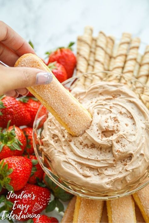 Tiramisu Dip, Easy Tiramisu, Party Food Dessert, Italian Dessert, Sweet Dips, Easy Entertaining, Fresh Strawberries, Easy Cookie Recipes, Dip Recipe