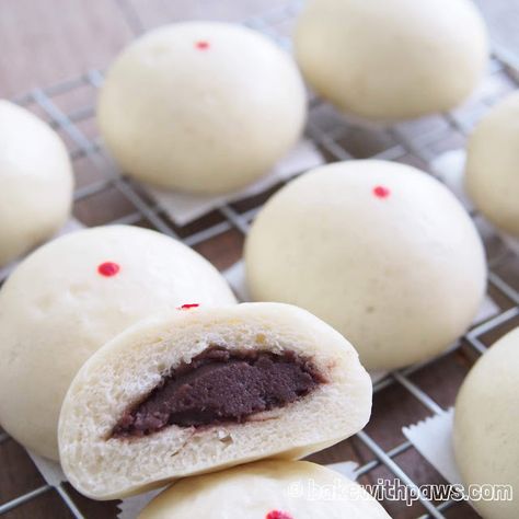 Pau Recipe, Mochi Recipes, Steam Buns Recipe, Red Beans Recipe, Bun Cake, Asian Sweets, Mochi Recipe, Donut Bun, Steamed Cake