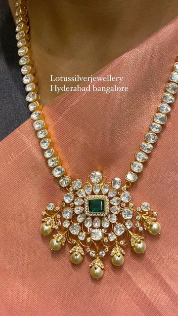 Lotus Silver Jewellery offical on Instagram Victorian Haram, Lotus Silver Jewellery, Polki Tops, Rani Haram, Big Earrings Gold, Pretty Gold Necklaces, Gold Ideas, Simple Necklaces, Diamond Tops