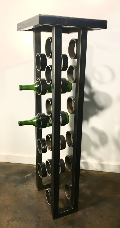 Wine Wall Rack, Welding Idea, Wine Rack Ideas, Wine Bottle Stand, Diy Industrial Furniture, Wine Holders, Metal Tables, Iron Wine Rack, Wine Rack Design