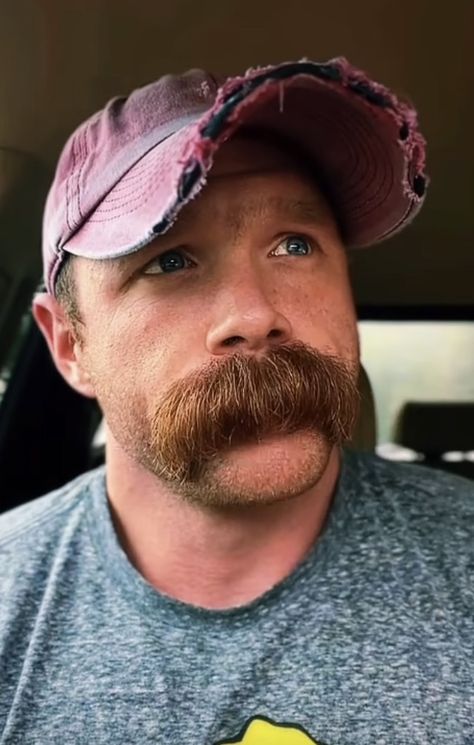 Walrus Mustache, Thick Mustaches, Beard And Mustache Styles, Moustaches Men, Mustache Styles, Mustache Men, Awesome Beards, Moustaches, Beard No Mustache