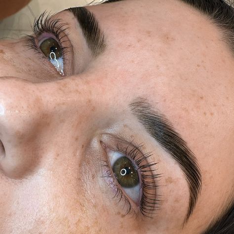 You would swear this beauty had Lash Extensions... but it's just a Lift & Tint 😍 We also did Threading, a natural Hybrid Tint & Brow Lamination so as you can see, her natural features are beautifully enhanced 👏 WWW.BROWZANDBEAUTY.COM.AU #browzandbeauty #lashliftadelaide #lashliftdarwin #lashliftcanberra #browthreadingadelaide #browthreadingcanberra #browthreadingdarwin #browtint #browlamination Natural Brow Lamination And Tint, Eyebrow Tint Aesthetic, Eyebrow Hybrid Tint, Eyelash Tint And Lift Before And After, Ellebana Lash Lift And Tint, Brow Threading, Brow Tinting, Brow Lamination, Work Tools