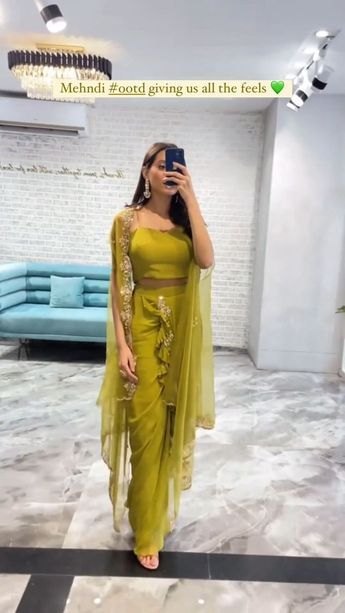 Lehenga For Haldi Ceremony For Bride, Yellow Dhoti Dress For Haldi Function, Saree For Haldi Ceremony For Bride, Haldi Blouse Design For Bride, Wedding Haldi Dress, Indian Haldi Ceremony Dresses, Dress For Mehendi Function Mehndi Outfit, Dresses For Mehendi Ceremony, Mehendi Ceremony Outfits Brides