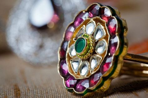 The Kundan ring Kundan Rings, Kundan Ring, Kundan Jewellery Bridal, Diamond Bracelet Design, Gold Necklace Indian, Gold Necklace Indian Bridal Jewelry, Fancy Rings, Desi Girl, Indian Wedding Jewelry