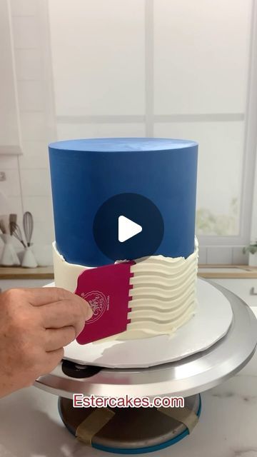 Ester Holt on Instagram: "Here is my video tutorial for The Red, White and Blue American 🇺🇸 flag  Clear smooth hound, smooth pup and Mini Me Pinstripes cake comb from Estercakes.com  Sprinkles from @manvscakes  Use code : ESTER25 for discount  Order at : Manvscakes.shop  Chandelier cake stand from @opulenttreasures  Use code : Ester20 for discount  Order at Opulenttreasures.com  Mini paper American 🇺🇸 flag from @bakers.express" Chandelier Cake Stand, Dummy Cake, White Chocolate Ganache, Cake Blog, Buttercream Recipe, Cake Boss, Cake Lover, Cake Videos, Cake Decorating Tutorials