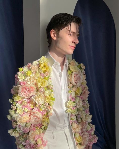 Enchanted Garden Men Outfit, Floral Male Outfit, Flower Suits Men, Unconventional Suits Men, Men Floral Outfit, Butterfly Suit Men, Flower Outfits Men, Extravagant Mens Fashion, Ethereal Aesthetic Outfits Men