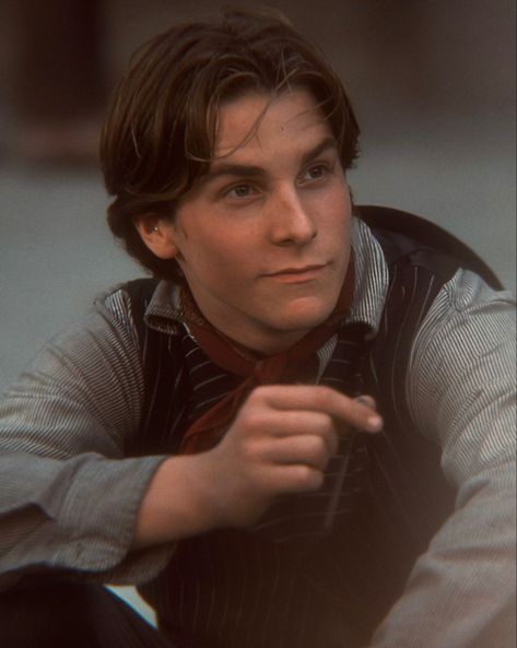 Christian Bale 90s Christian Bale, Christian Bale Jack Kelly, Christan Bale 90s, Christian Bale Cute, Jack Kelly Christian Bale, Jack Kelly Newsies Christian Bale, Jack Kelly 1992, Newsies Christian Bale, Christian Bale 90s