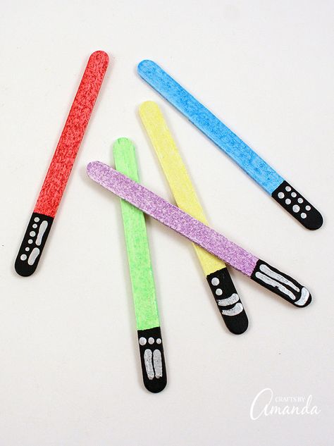 Lightsaber Bookmarks: Star Wars Themed Diy Star Wars Bookmark, Star Wars Preschool Crafts, Star Wars Toddler Crafts, Star Wars Arts And Crafts, Star Wars Art Projects, Star Wars Crafts For Toddlers, Star Wars Art For Kids, Star Wars Arts And Crafts For Kids, Star Wars Crafts For Kids Easy