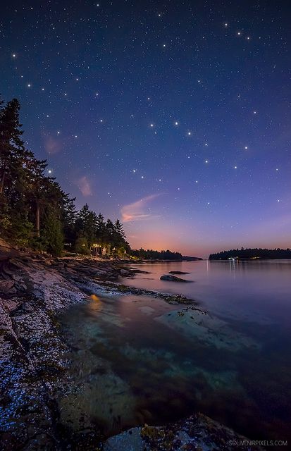 Galiano Island Stars | Flickr - photo by James Wheeler. Futurisme Retro, British Columbia Canada, The Night Sky, Alam Yang Indah, Pretty Places, Places Around The World, Cape Cod, Belle Photo, Rocky Mountains