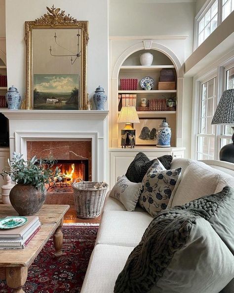 Nancy Meyers’s Home Aesthetic, Cushioned Coffee Table, Nancy Myers Homes Aesthetic Living Room, Nancy Meyers Living Room Aesthetic, Nancy Meyers Aesthetic Living Room, Cozy Living Room Blue, Nancy Meyers Interiors Living Rooms, Nancy Meyers Interiors Inspiration, Nancy Meyers Living Room