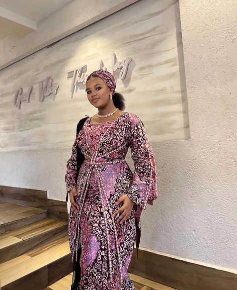 Ankara Hausa Styles, African Dresses Modern Ankara Styles, Hausa Styles For Women, Arewa Hausa Styles, Arewa Ankara Gown Styles, Atampa Styles, Hausa Styles, Dinner Dress Outfit, Hausa Ankara Gown Styles