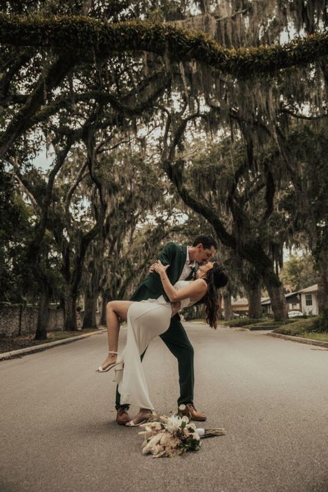 wedding elopement st. augustine couple dipping under live oak and spanish moss Macon Georgia, Wedding Destinations, Most Beautiful Wedding, St Augustine Florida, Let's Get Married, Courthouse Wedding, Georgia Wedding, Wedding Family, Destination Elopement