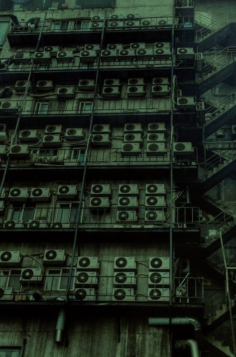 Kowloon Walled City, Brutalism Architecture, Interesting Pictures, Cyberpunk City, Walled City, Brutalist Architecture, Urban Architecture, Daily Pictures, Neo Noir