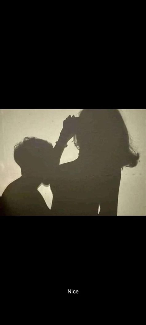 Dalaman Wanita, Dark Romance Couple, Love In The Dark, Couples Hidden Face Pics, Good Photo Editing Apps, Hacker Wallpaper, Cute Love Images, Goals Pictures, Cute Couple Poses