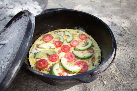 How to Make Delicious Dutch Oven Veggie Frittata | OARS Oven Frittata, Veggie Frittata Recipes, Dutch Oven Camping Recipes, Veggie Frittata, Dutch Oven Camping, Camping Breakfast, Frittata Recipe, Frittata Recipes, Dutch Oven Recipes