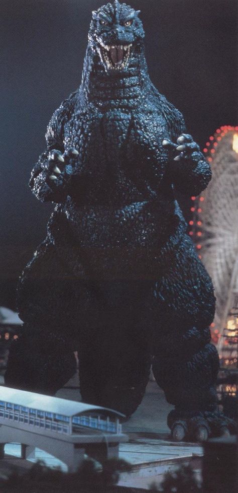 Godzilla Suit, Old Posters, Kong Godzilla, King Kong Vs Godzilla, Godzilla Wallpaper, Japanese Monster, Famous Monsters, Cool Monsters, Kaiju Monsters