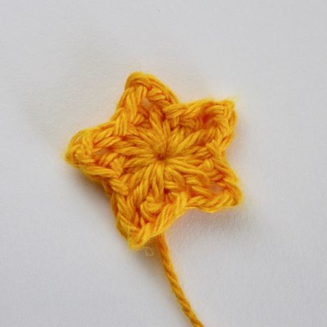 Tiny Stars Pattern – Vivid Kreations Mini Crochet Star Pattern, Tiny Crochet Star, Tiny Star Crochet Pattern, Crochet Star Earrings, Small Crochet Stars Free Pattern, Star Crochet Projects, Crochet Star Keychain Free Pattern, Crochet Shapes Flat, Crochet Small Star