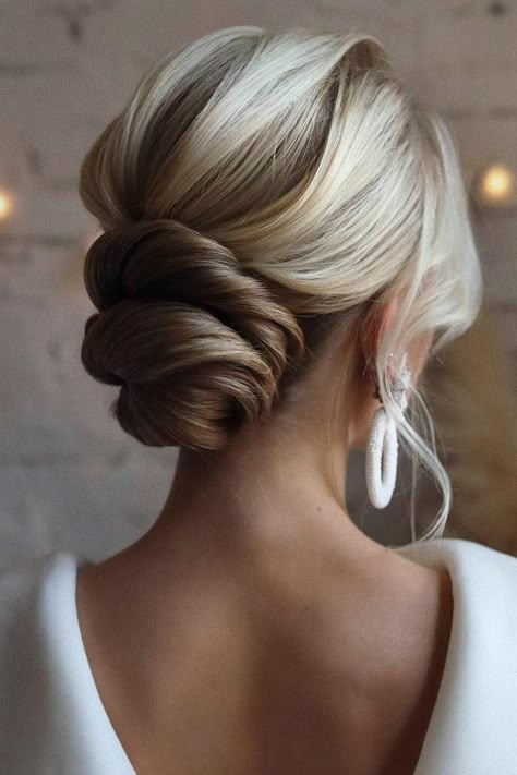 Wedding Updos For Medium Hair, Wedding Hair Up, Wedding Updos, Guest Hair, Mother Of The Bride Hair, Up Dos For Medium Hair, Low Bun, Wedding Hairstyles Updo, Christmas Hair