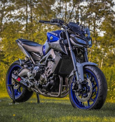 Yamaha MT 09 em 2022 Yamaha Logo, Yamaha Mt 09, Motos Yamaha, Jdm Honda, Yamaha Bikes, Motorcycle Aesthetic, Gangsta Style, Mt 09, Cristiano Ronaldo Cr7