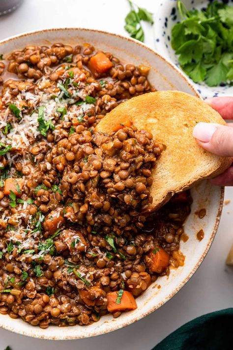 Italian Lentil Stew (Ragout) - Feeling Foodish Vegetarian Side Dishes, Lentil Stew, Green Lentils, Wine Sauce, Sauteed Vegetables, Lentil Soup, Crushed Tomatoes, Full Meal Recipes, Meatless Meals