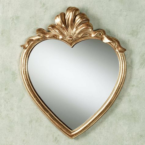 Including gold heart mirrors will allow you to make and generate the best mood for whole space, gold heart mirrors, also a variety of mirrors models. Heart Wall Mirror, Crown Frames, Marco Vintage, Mirror Video, Mirror Antique, Shaped Mirror, Heart Mirror, Wall Shelf Decor, Resin Frame