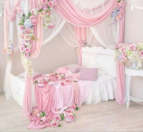 Commode Shabby Chic, Rideaux Shabby Chic, Modern Shabby Chic, Shabby Chic Nursery, Shabby Chic Baby, Shabby Chic Curtains, Shabby Chic Living, Shabby Chic Room, Chic Bedding