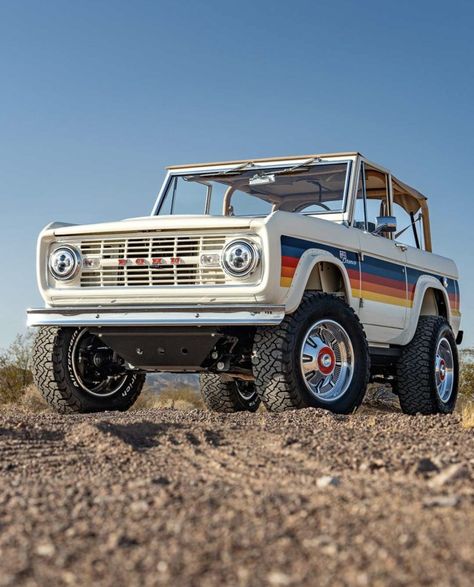 Baja Truck, Classic Bronco, Classic Ford Broncos, Classic Pickup Trucks, Ford Pickup Trucks, Ford Pickup, Sports Cars Luxury, Cool Trucks, Ford Bronco