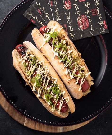 japadog style terimayo hot dog - glebe kitchen Japanese Hot Dog, Make Teriyaki Sauce, Japanese Mayo, Burger Dogs, Summer Grilling Recipes, Hot Dog Recipes, Food Photography Tips, Teriyaki Sauce, Dog Recipes