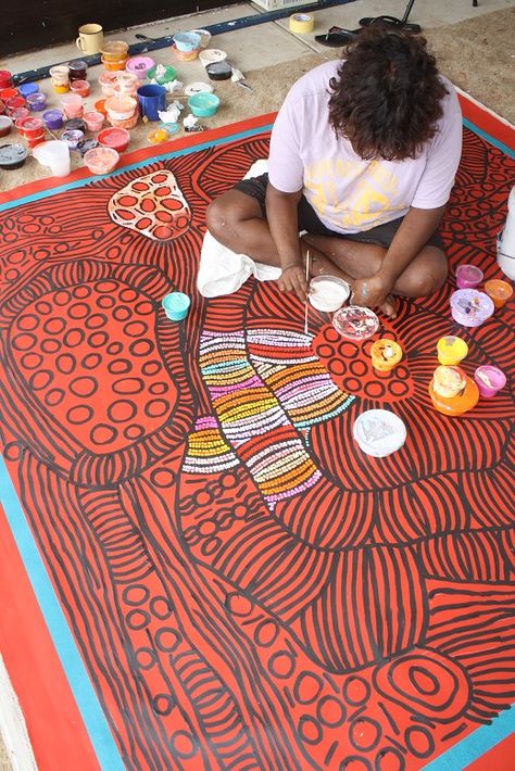 Marrapinti | Esther Bruno Nangala | Aboriginal Art Galleries Australian Dot Art, Aboriginal Dot Painting Ideas, Modern Aboriginal Art, Contemporary Aboriginal Art, Aboriginal Art Australian, Aboriginal Art For Kids, Aboriginal Art Dot Painting, Australian Aboriginal Art, Indigenous Australian Art