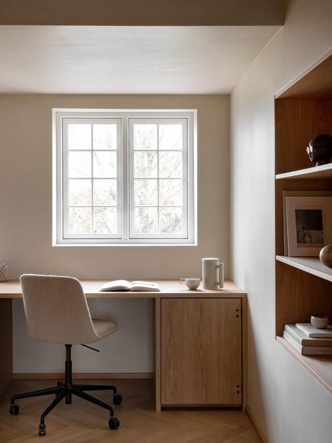 est-living-kolon-loft-norm-architects-02 Oak Headboard, Walnut Cabinets, Shelving Design, Norm Architects, White Windows, Interior Renovation, Bespoke Interiors, Beige Walls, Loft Style