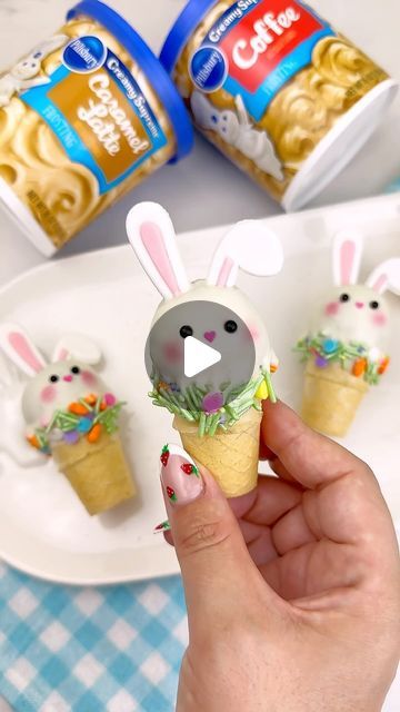 Maria Gomez on Instagram: "Bunny cake pop cones 🐰   #cakepop #cakepops #cakepoptutorial #easter #easterideas #easterinspo #eastertreats #easterbaking #bunnycake #baking #dippedtreats #treatmaker" Easter Bunny Cake Pops, Bunny Cake Pops, Maria Gomez, Easter Party Food, Cake Pop Designs, Cake Pop Decorating, Easter Bunny Cake, Easter Event, Easy Easter Decorations