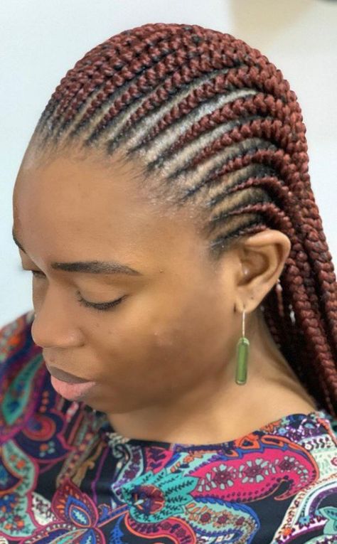 Carrot Styles For Black Women, Half Carrot Half Singles Hairstyles, Simple Conrow Braids, Ghanian Braids Hairstyles, Back Braids Hairstyles, Two Step Ghana Weaving Hairstyles, Ghanian Lines Hairstyles Latest, Black Hair Braid Hairstyles, All Back Braids