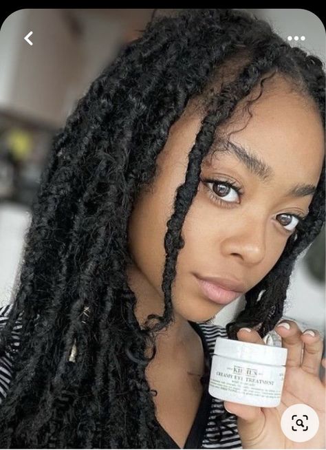 Skai Jackson Locs, Hobo Hairstyles, Sky Jackson, Vacation Braids, Ski Jackson, Faux Loc, Boho Locs, Skai Jackson, Faux Locs Hairstyles