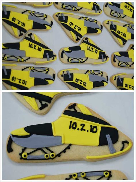 Snowmobile Wedding Ideas, Snowmobile Cookies, Snowmobile Birthday Party, Man Cakes, Bike Cakes, Engagement Cookies, Graduation Cupcakes, Wedding Cake Recipe, Graduation Cookies