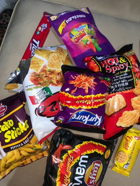 Pakistani Snacks, South Asian Aesthetic, Desi Love, Asian Aesthetic, Desi Aesthetic, South Asian, Party Packs, Desi, Pakistan