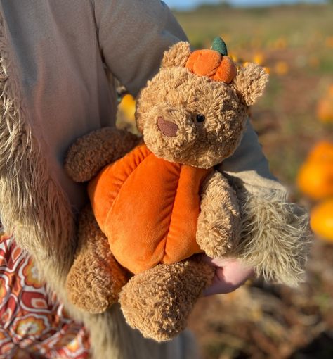 some people even think it's fun to... smash pumpkins pumpkin patch with pumpkin bartholomew jellycat in my 60s / 70s style outfit, somehow managed to book it on one of the most glorious days of the month so far. @jellycat pumpkin bartholomew #jellysnaps Bartholomew Jellycat, Pumpkin Jellycat, 70s Style Outfits, Days Of The Month, 70s Style, 70s Fashion, Pumpkin Patch, Some People, Pumpkins