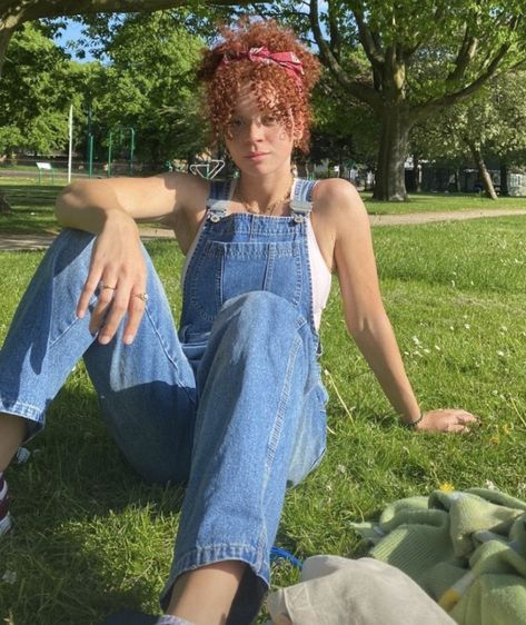 Erin Kellyman, Erin Kelly, Golden Trio, Most Beautiful People, Aesthetic People, Bib Overalls, Girls Denim, Attractive People, Cute Simple Outfits