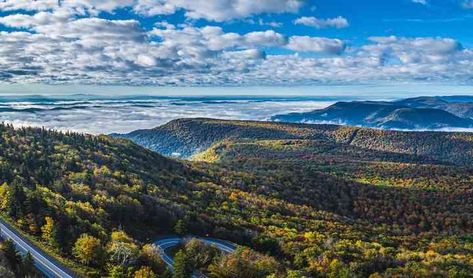 Virginia Mountain Wedding, Wedding Venues West Virginia, Tiny Wedding Venues, West Virginia Wedding Venues, Scenic Wedding Venues, Harpers Ferry West Virginia, Wv Wedding, Southern Wedding Venues, West Virginia Mountains