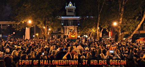 Small Town Aesthetic Fall, Halloween Town Disney, St Helens Oregon, Food Cart Ideas, Small Town Aesthetic, 50 States Travel, Pumpkin People, Walk Ideas, Town Aesthetic