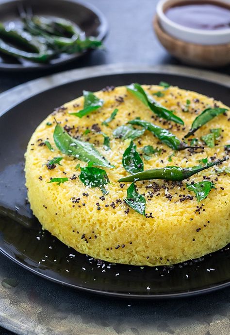 Besan Dhokla Recipe, Gujarati Breakfast, Food Recipes Dokla, Instant Dhokla Recipe, Gujarati Breakfast Recipes, Instant Dhokla Recipe Videos, Khaman Dhokla Recipe, Khaman Dhokla, Gujarati Cuisine